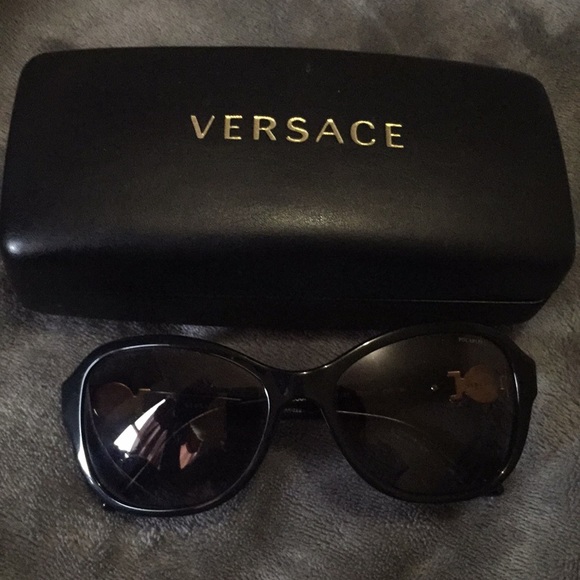 Versace Sunglasses - Picture 2 of 4